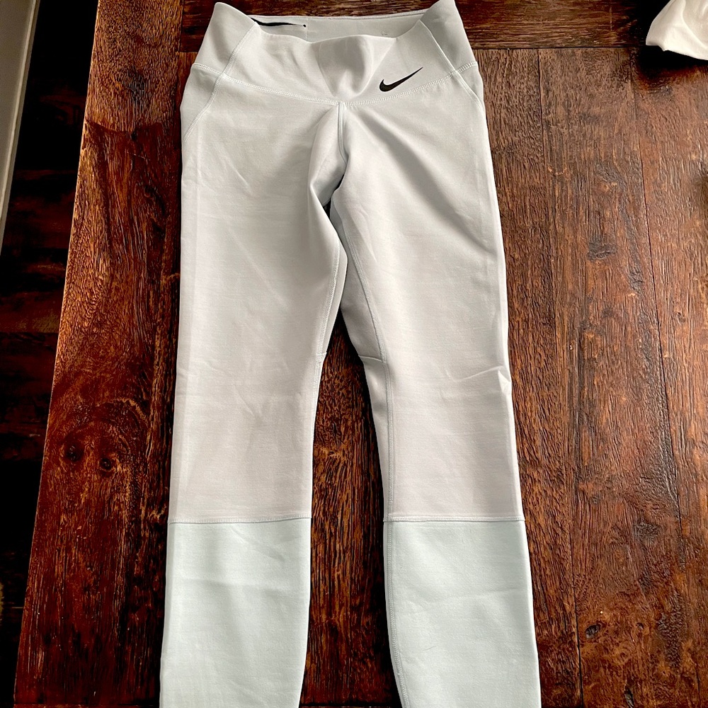 Nike epic lux run leggings
